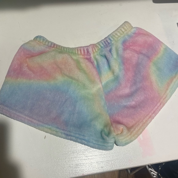 Pastel tie-dye rainbow fizzy shorts, Size Small - Picture 2 of 3